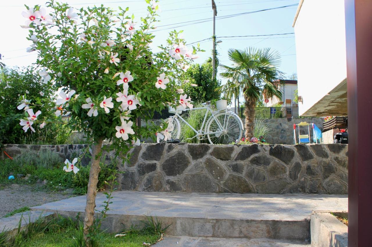 Belov Rooms And Apartments Demir Kapija Esterno foto