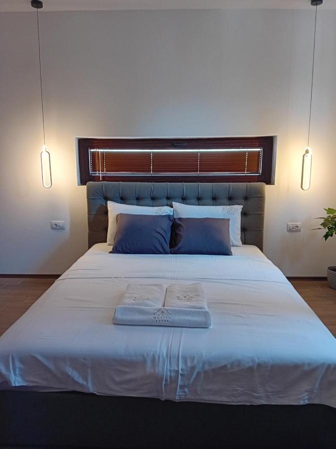 Belov Rooms And Apartments Demir Kapija Esterno foto